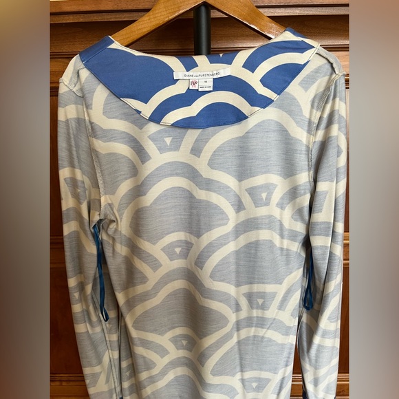 Diane Von Furstenberg Dress Reina Sky Blue White Print Size 10 - Picture 16 of 16